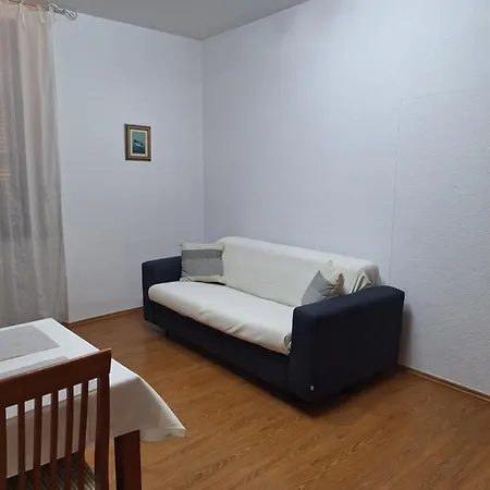 Apartment Monika *