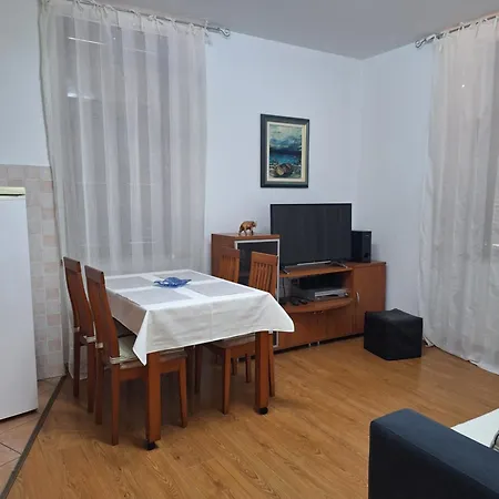 Monika Apartment