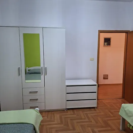 Apartment Monika
